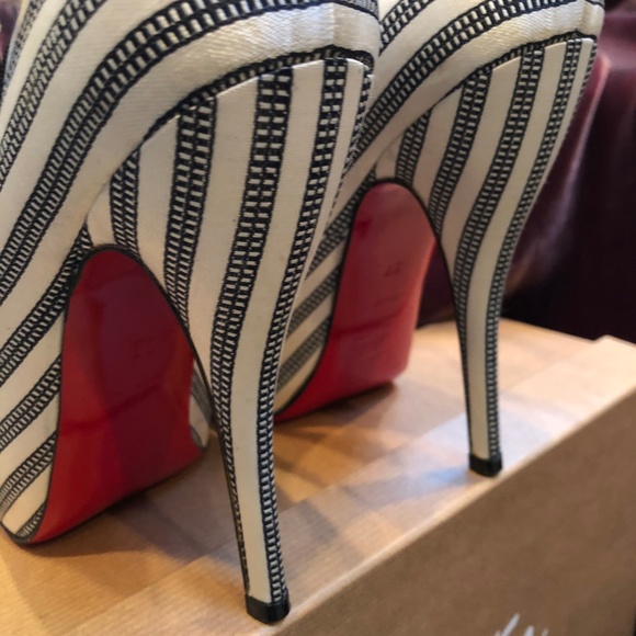 Louboutin Satin Black & White Peep Toe Pumo - Picture 7 of 8